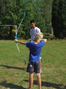 Activiteiten op onze camping in Zweden: boogschieten